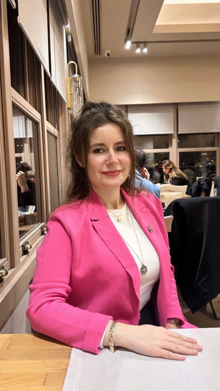 Dr. Özlem Dindar
